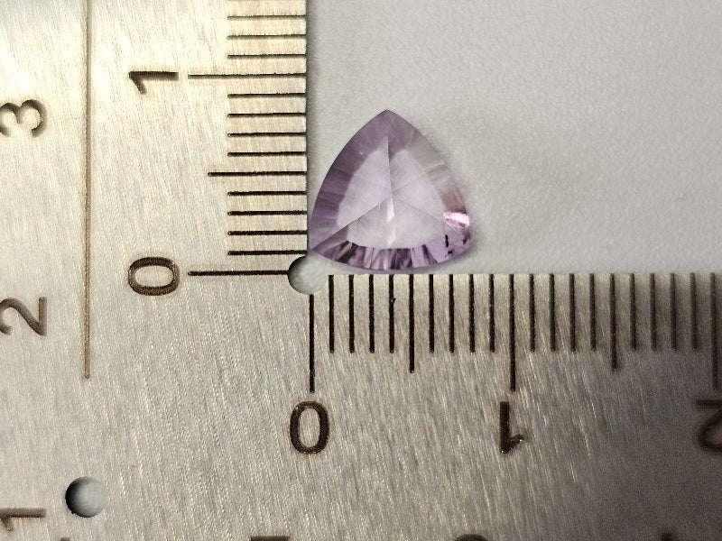 QU-15　クォーツ　1.31ct