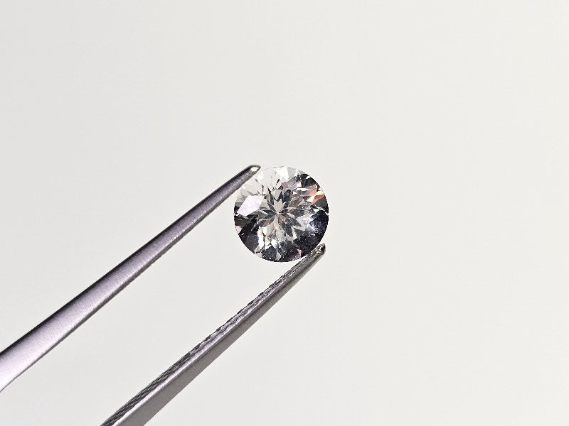 DB-2　ダンビュライト　0.90ct