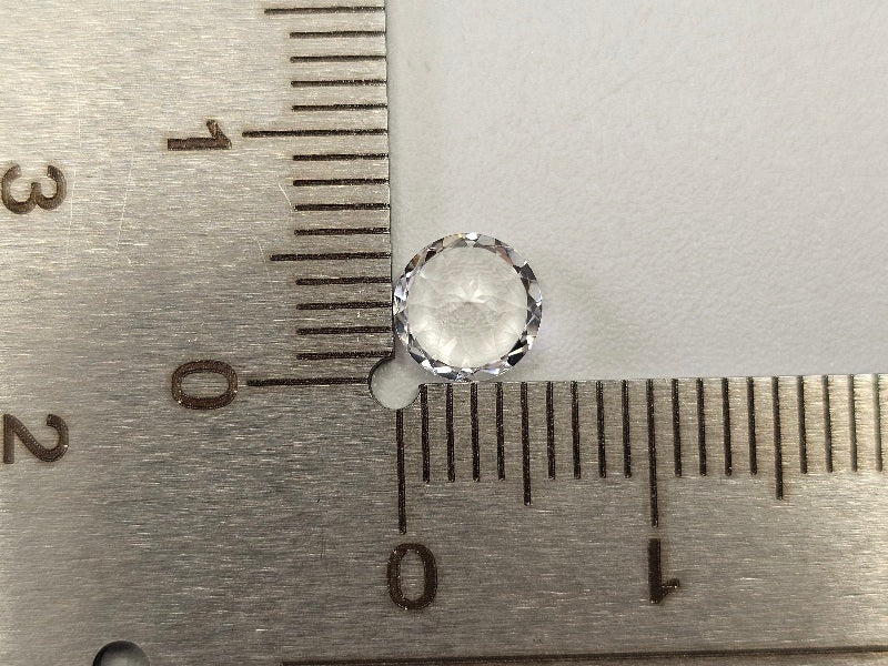 DB-2　ダンビュライト　0.90ct