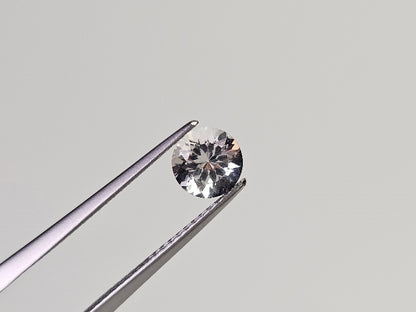 DB-3　ダンビュライト　0.90ct