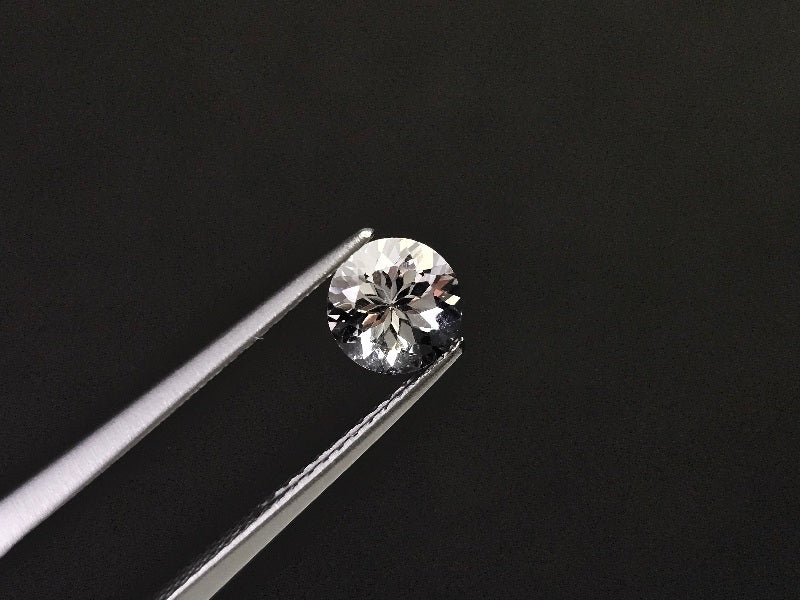 DB-4　ダンビュライト　0.88ct