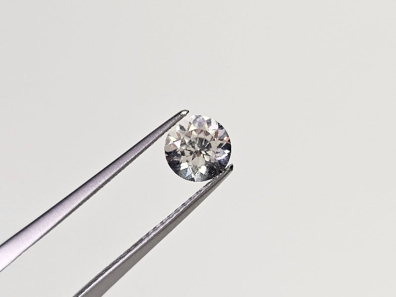 DB-5　ダンビュライト　0.88ct