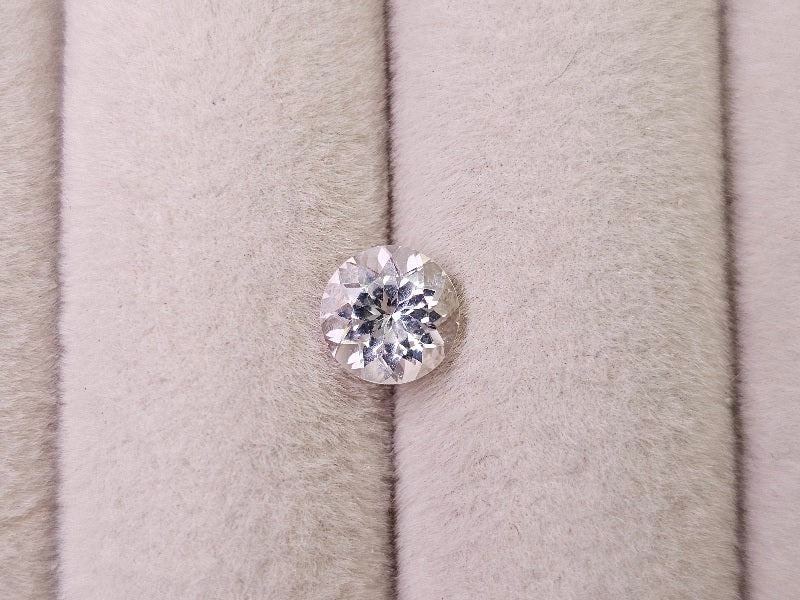 DB-5　ダンビュライト　0.88ct