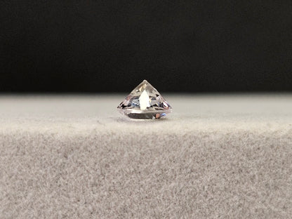 DB-6　ダンビュライト　0.87ct