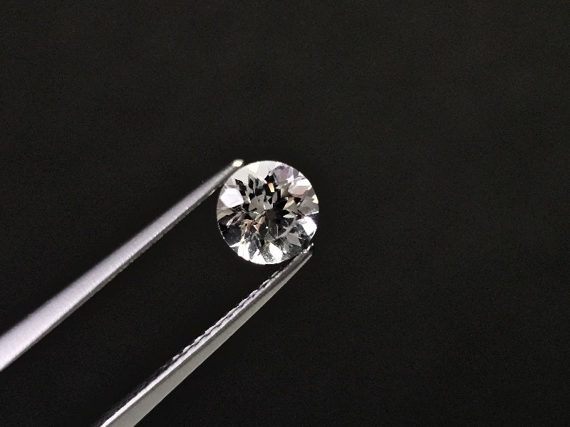 DB-7　ダンビュライト　0.86ct