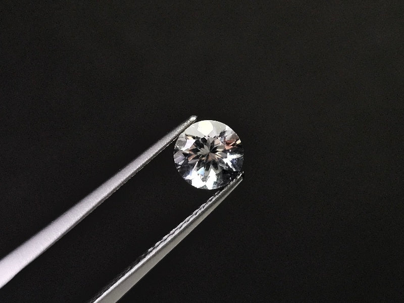 DB-8　ダンビュライト　0.86ct