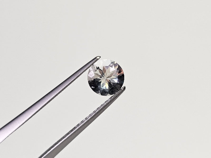 DB-9　ダンビュライト　0.85ct