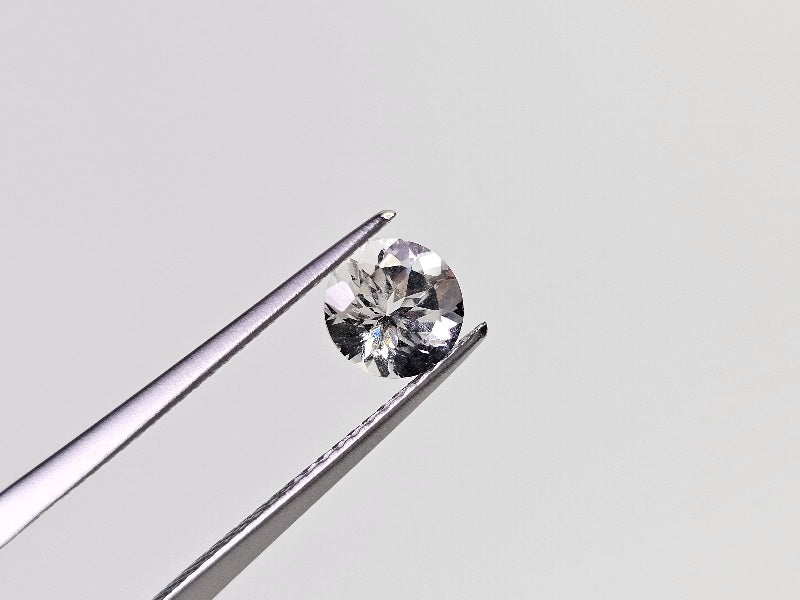 DB-10　ダンビュライト　0.84ct