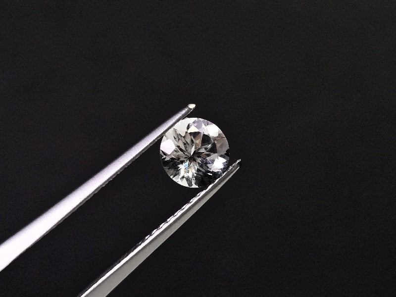 DB-10　ダンビュライト　0.84ct