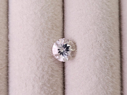 DB-10　ダンビュライト　0.84ct