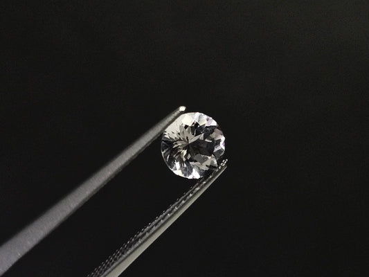 DB-11　ダンビュライト　0.83ct