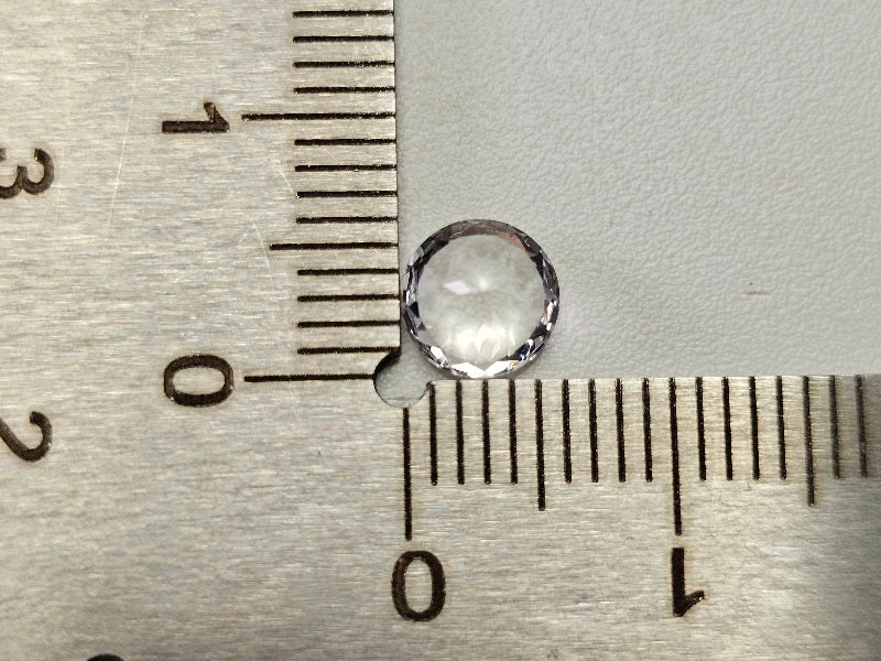 DB-13　ダンビュライト　0.80ct