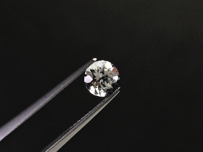 DB-15　ダンビュライト　0.79ct