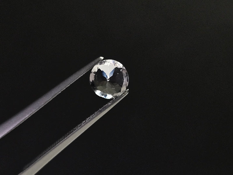 DB-17　ダンビュライト　0.79ct