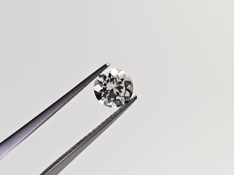 DB-18　ダンビュライト　0.78ct