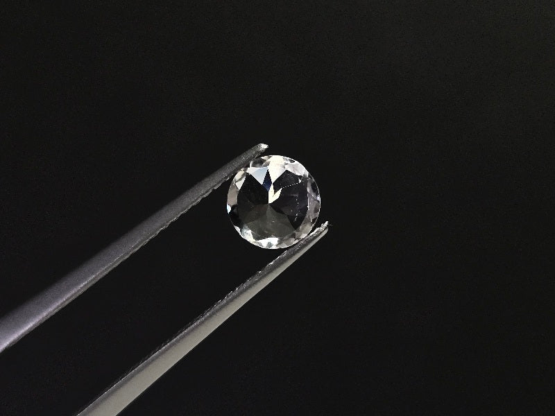DB-18　ダンビュライト　0.78ct