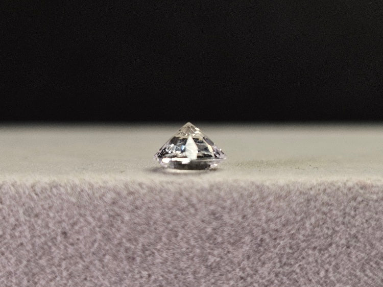 DB-18　ダンビュライト　0.78ct
