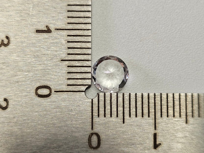 DB-18　ダンビュライト　0.78ct