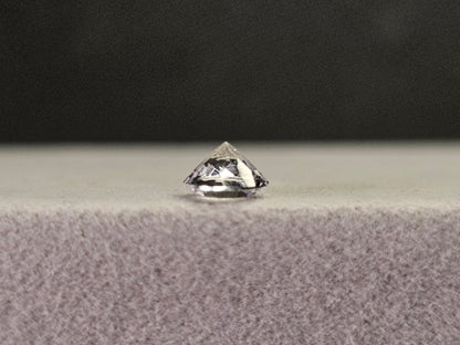 DB-20　ダンビュライト　0.76ct