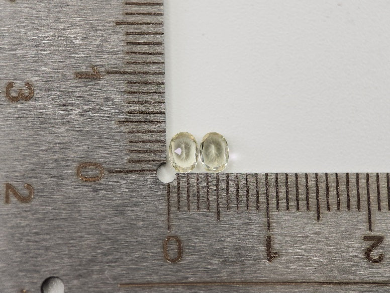 SET2-yeAP-48　イエローアパタイト2石セット　計0.39ct