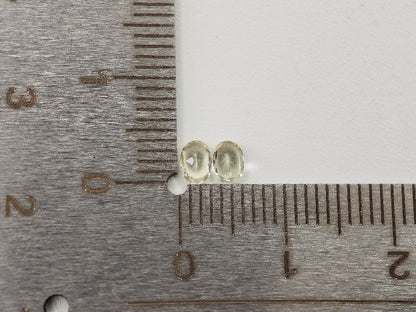 SET2-yeAP-48　イエローアパタイト2石セット　計0.39ct