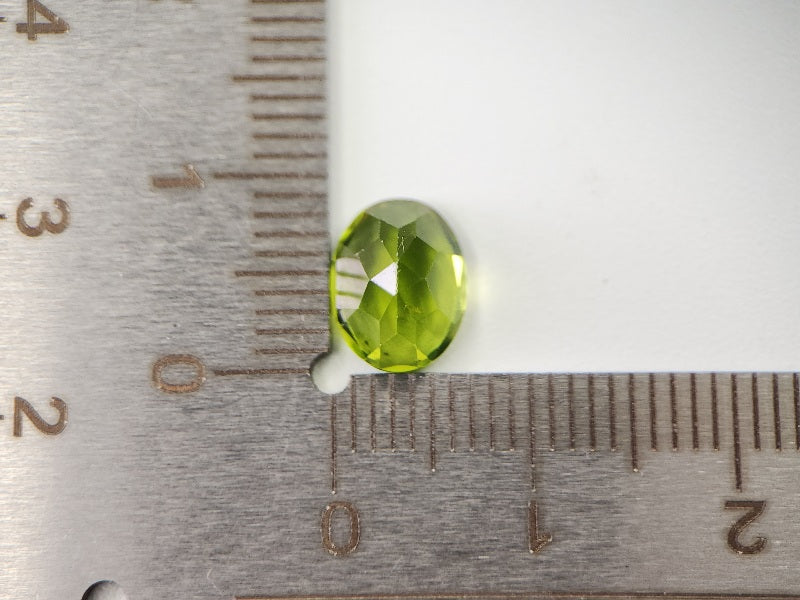PE-16　ペリドット　2.37ct