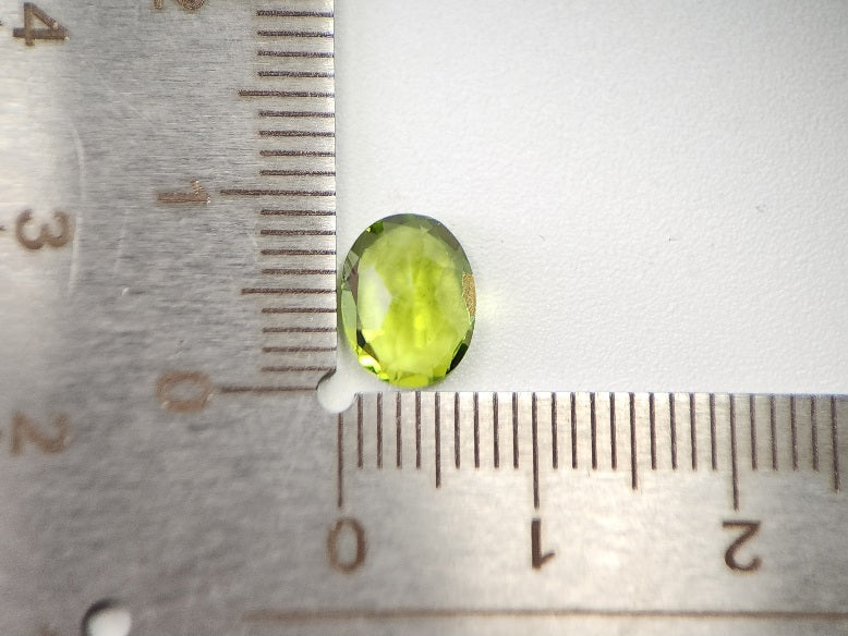 PE-17　ペリドット　2.15ct