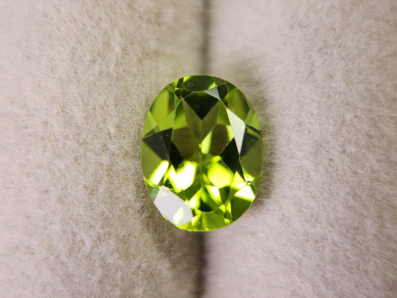 PE-18　ペリドット　2.08ct