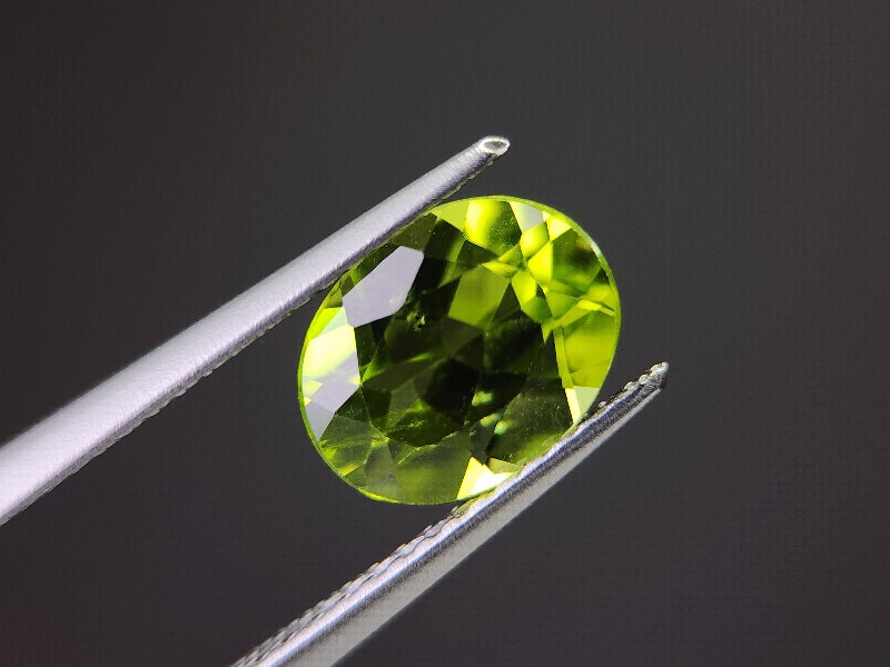 PE-19　ペリドット　2.09ct