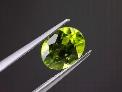 PE-19　ペリドット　2.09ct