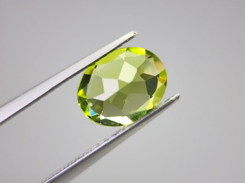 PE-19　ペリドット　2.09ct