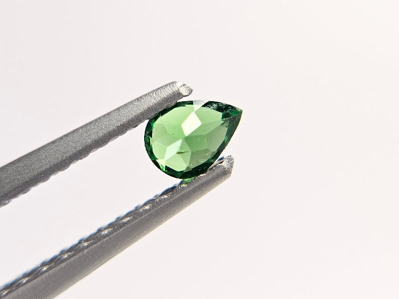TSV-34　ツァボライト　0.16ct