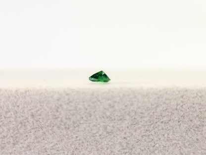 TSV-84　ツァボライト　0.15ct