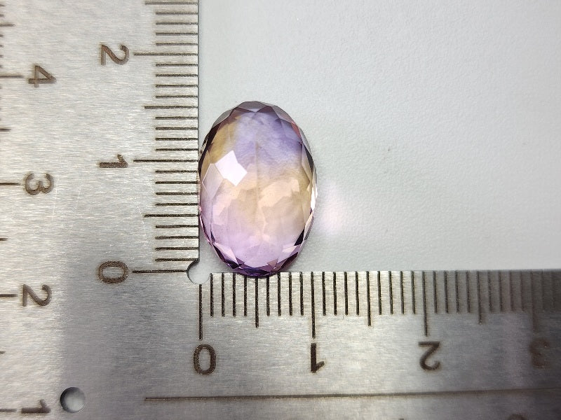 AMT-53　アメトリン　8.84ct