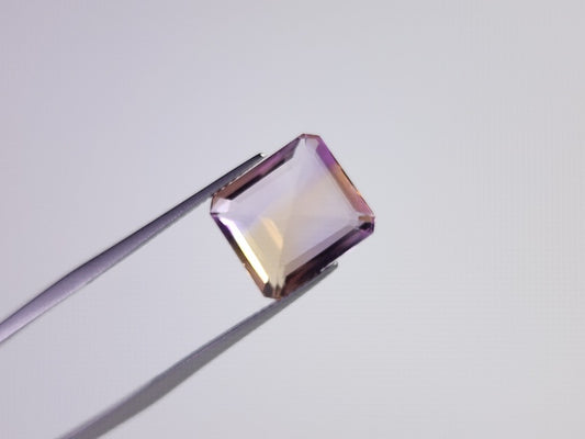 AMT-55　アメトリン　8.53ct