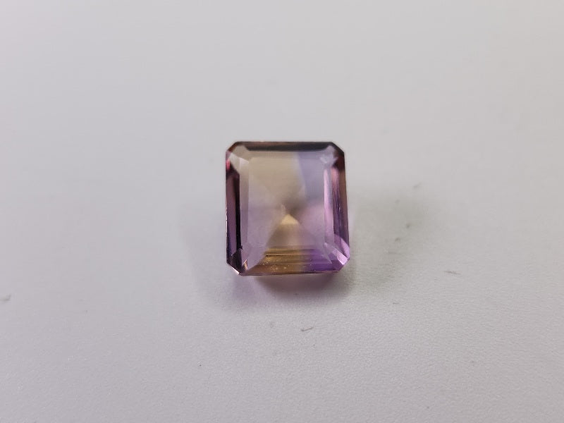 AMT-55　アメトリン　8.53ct