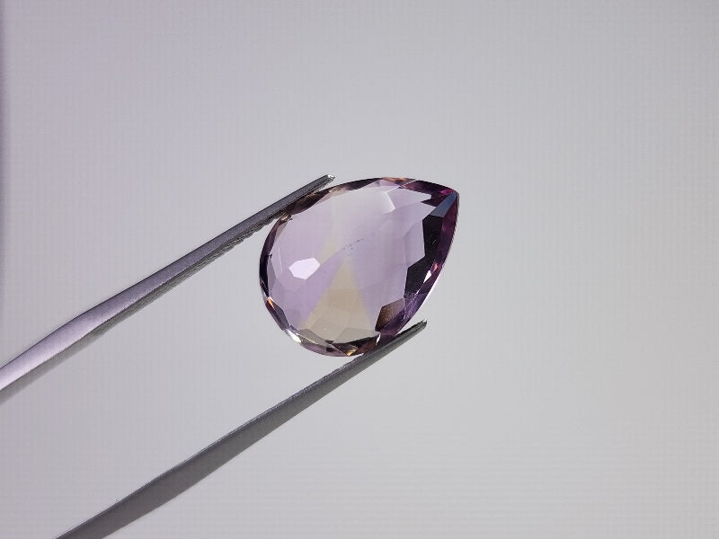 AMT-56　アメトリン　8.27ct