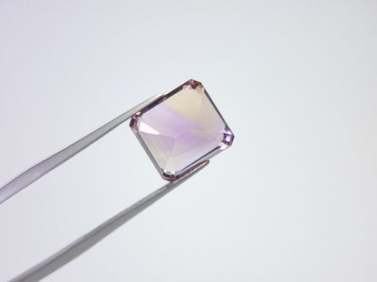 AMT-57　アメトリン　7.90ct