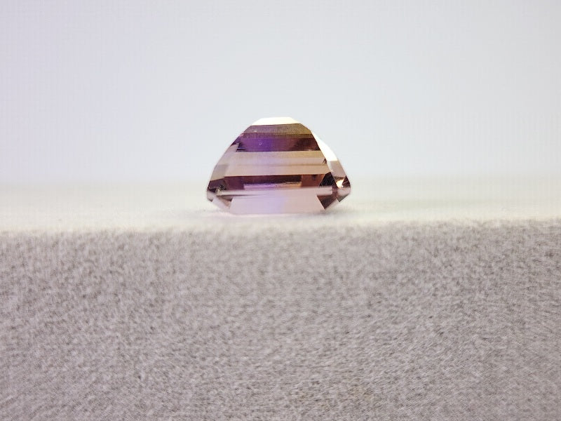 AMT-57　アメトリン　7.90ct