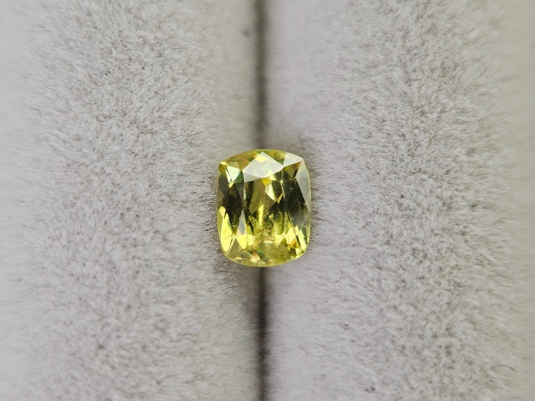 SPH-33　スフェーン　0.48ct