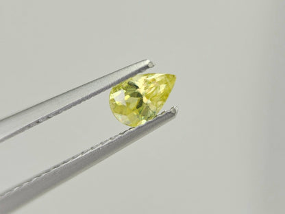 SPH-35　スフェーン（欠けあり）　0.43ct