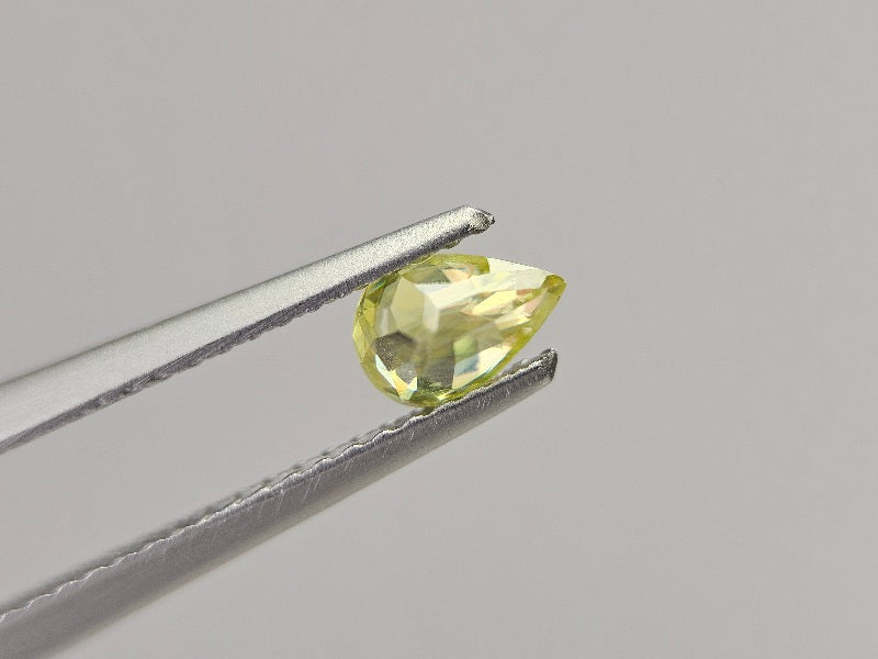 SPH-35　スフェーン（欠けあり）　0.43ct
