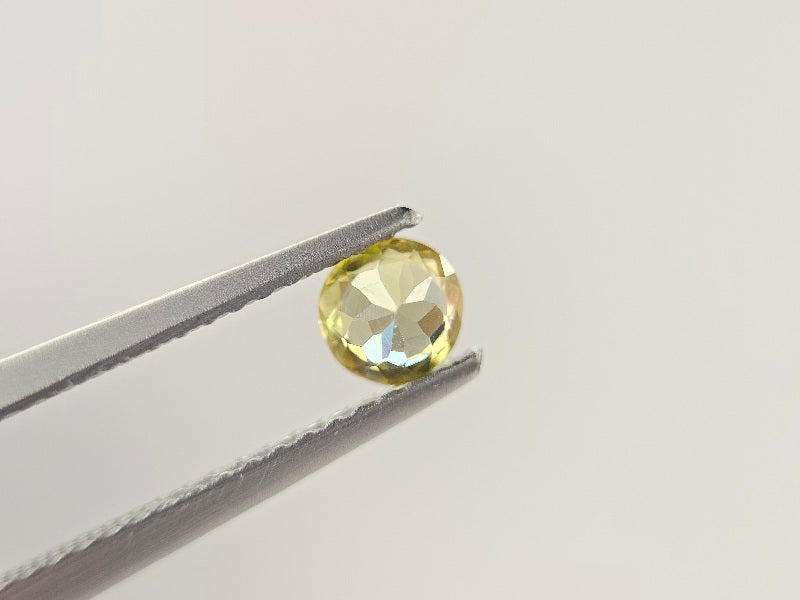 SPH-40　スフェーン　0.32ct