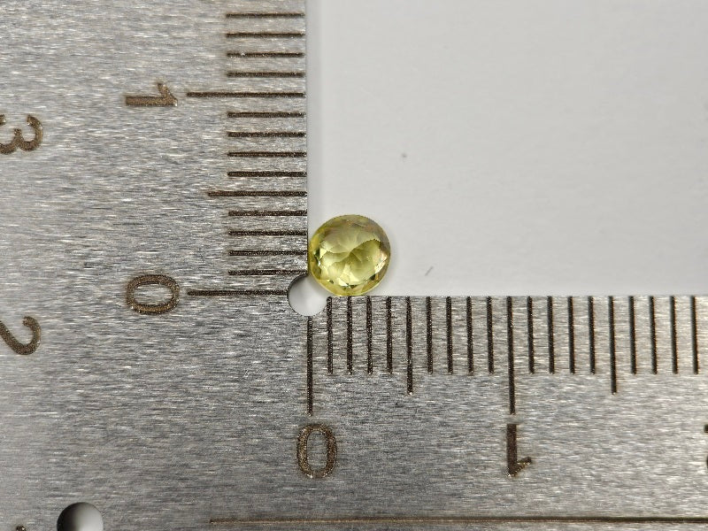 SPH-40　スフェーン　0.32ct