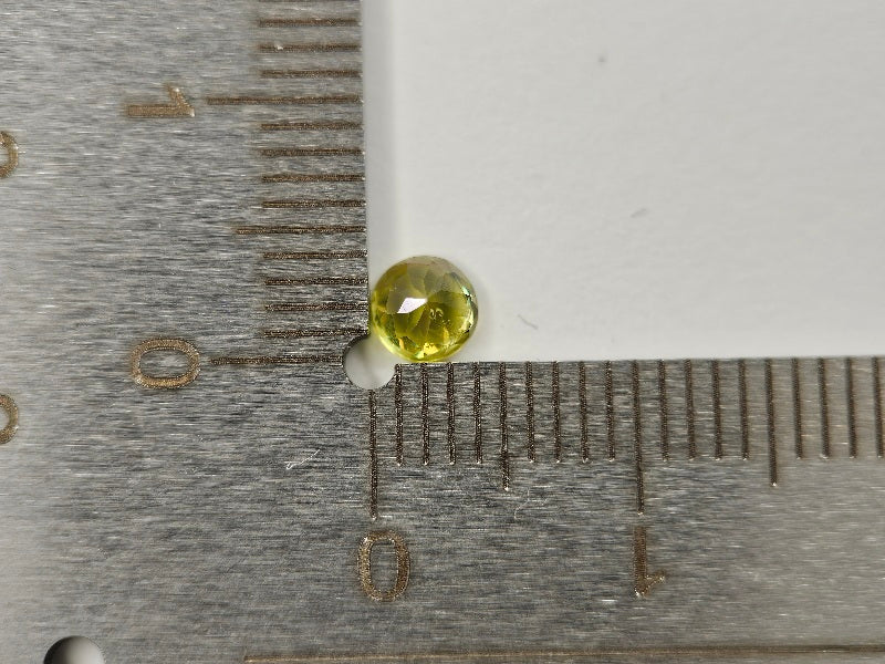 SPH-41　スフェーン　0.35ct