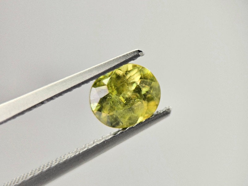 SPH-45　スフェーン　1.11ct