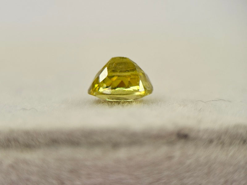 SPH-48　スフェーン　1.03ct
