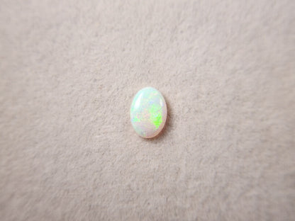 OP-105　オパール(オーストラリア産)　0.34ct