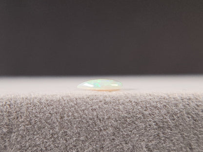 OP-90　オパール(オーストラリア産)　0.47ct