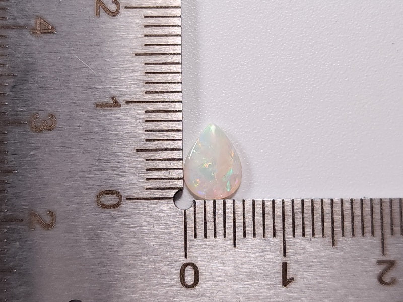 OP-91　オパール(オーストラリア産)　0.38ct